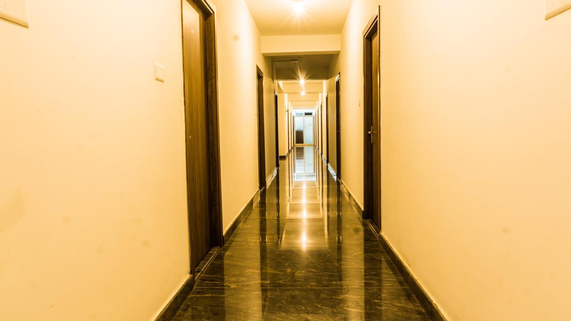 Local Colive Sarjapur Aparthotel Bangalore Exteriör bild