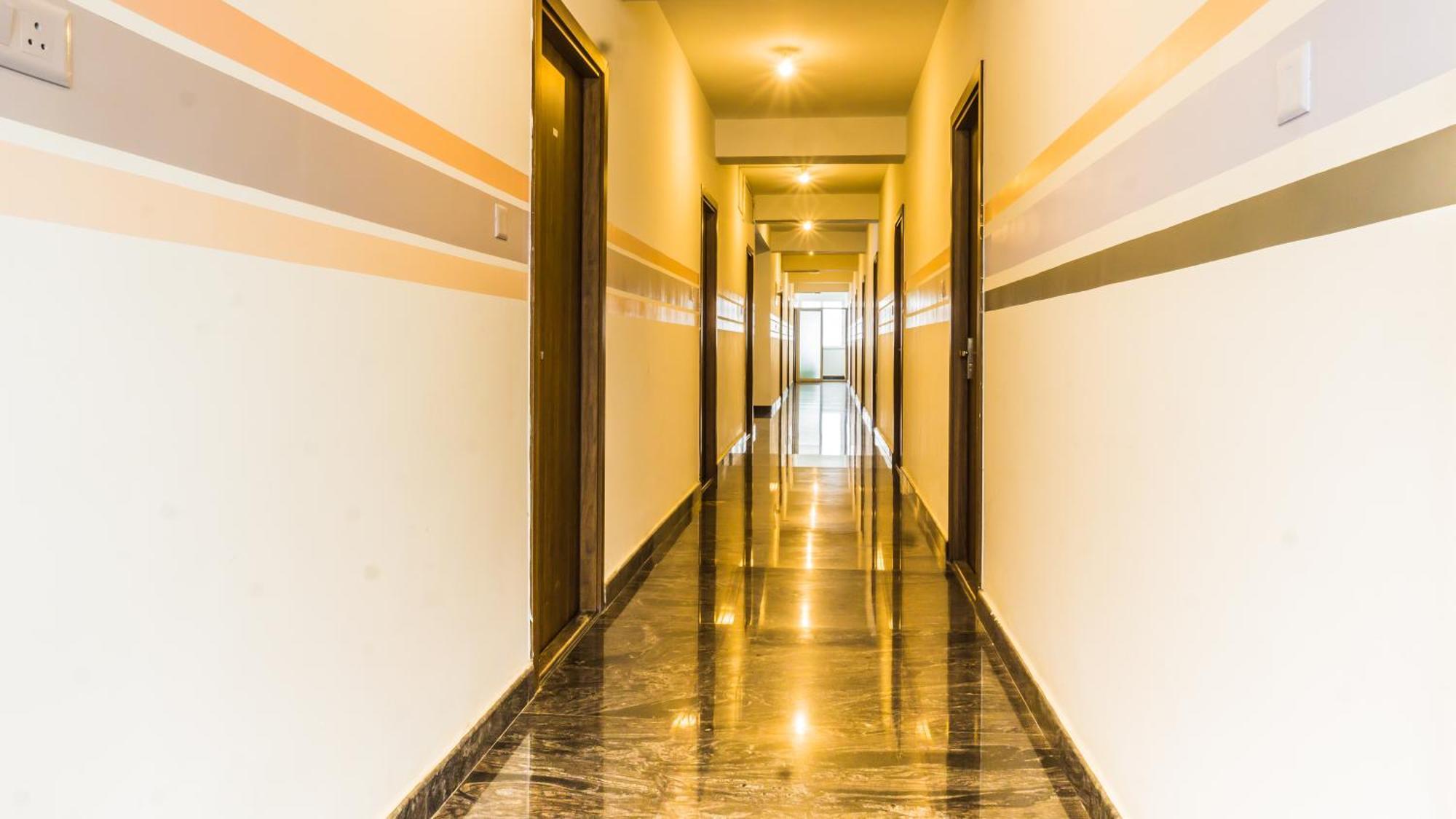 Local Colive Sarjapur Aparthotel Bangalore Exteriör bild